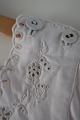 Shift / dress
This dress comes with short sleeves
An antique shift with hand made embroidered
The flax makes it very good to wear
In a good condition
The antique, Danish linen and fustian is our speciality