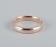 EG, Scandinavian goldsmith. 14 karat gold alliance ring.