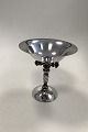 Danam Antik 
presents: 
Georg 
Jensen Sterling 
Silver Grape 
Bowl No. 263B