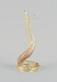 Trelleborgs Glasbruk, Sverige. Skulptur i form af cobraslange i kunstglas. 
Gult og klart glas. Mundblæst.