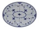 Blue Fluted Half Lace
Platter 30 cm. #532