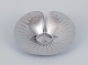 Georg Jensen, 
stainless steel 
bowl.
Modernist 
design.