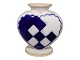 Antik K presents: AluminiaChristmas Heart vase