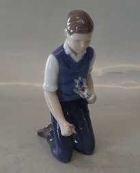 B&G Children Figurines