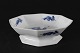 Stari Antik 
presents: 
Royal 
Copenhagen
Blue Flower 
Angular
Low bowl 8624
