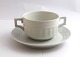 Royal 
Copenhagen. Fan 
with white 
border. 
Bouillon cup 
...