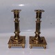 Pair of pbrass 
candlesticks in 
brass
