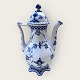 Moster Olga - 
Antik og Design 
presents: 
Royal 
Copenhagen
Blue fluted
Full Lace
Coffee pot
#1/ 1202
*DKK 1000