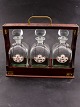 Tantalus 3 
decanters in 
box with lock