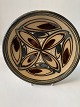 Antik Huset 
presents: 
Ceramic 
dish with 
beautiful 
details
Diameter 25 cm
Height 4.5 cm