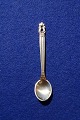 Konge oder Acorn Georg Jensen Silberbesteck, 
vergoldet Moccalöffel oder Salzlöffel 8,3cm