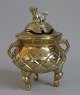 Chinese incense 
jar in bronze
