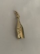 Pendant 14 carat gold, shaped like a bottle.
