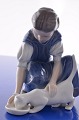Royal Copenhagen figurine 421 Only one drop
