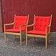To Wegner 
armstole
orange uld
