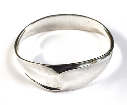 item no: 597706