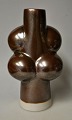 Poulsen, Tue 
(1939 - ) 
Denmark: Vase.