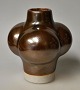 Poulsen, Tue 
(1939 - ) 
Denmark: Vase.