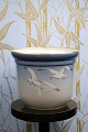 Bing & Grondahl 
pot hides in 
the Seagull 
dining set with 
...