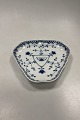 Bing and 
Grondahl 
Dickens 
Triangular Bowl 
No. 354