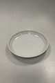 Royal 
Copenhagen 
White Magnolia 
Glazed Cake 
Dish No 422