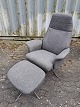 Lænestol med 
skammel
 Kr. 1600,-