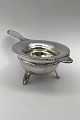 Danam Antik 
presents: 
CTC/Danish 
Silver 
Christiansborg 
Tea Strainer 
and Stand