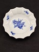 Middelfart 
Antik presents: 
Royal 
Copenhagen Blue 
Flower angular 
bowl 10/8556