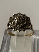 Antik Huset 
præsenterer: 
Guldring 
med Brillanter, 
9 Karat
Ring størrelse 
53