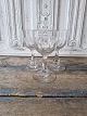 Karstens Antik 
presents: 
Derby 
large red wine 
glass 16.3 cm.