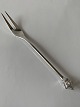 Antik Huset 
presents: 
Danish 
Crown DGS 
Sterling Silver 
Lemon Fork / 
Cold Cut Fork
Length 11 cm