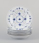 L'Art presents: 

Royal 
Copenhagen Blue 
Fluted Plain.
A set of six 
deep plates.