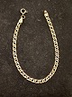 Middelfart 
Antik presents: 
9 carat 
gold bracelet