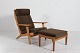 Stari Antik 
presents: 
Hans J. 
Wegner
Chair GE 290 
high
of oak