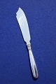 Antikkram 
presents: 
Karina 
Danish silver 
flatware, layer 
cake knives 27- 
27.5cms