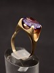 Middelfart 
Antik presents: 
14 carat 
gold ring with 
amethyst
