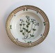 Lundin Antique 
presents: 

Royal 
Copenhagen. 
Flora Danica. 
Small deep 
serving plate. 
Model 601 
(3590). 
Diameter ...