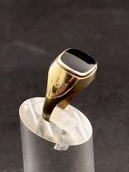 8 carat gold ring  with onyx