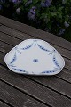Empire Danish B&G porcelain, Triangular dishes No 40