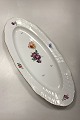 Royal 
Copenhagen 
Light Saxon 
Flower Fish 
Dish No. 1561