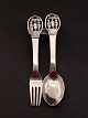 Middelfart 
Antik presents: 
H C 
Andersen set of 
children's 
cutlery