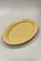 Danam Antik 
presents: 
KAEHLER 
Ursula Oval 
Plate in Yellow 
No. 624