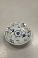 Bing and 
Grondahl Blue 
Fluted Hotel 
Caviar dish No. 
1000