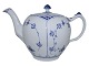 Blue Fluted 
Half Lace
Teapot