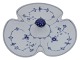 Antik K 
presents: 
Blue 
Fluted Plain
Divided dish 
from 1898-1923