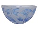 Antik K 
presents: 
Holmegaard
Bowl with 
light blue 
flowers by Anja 
Kjær