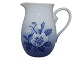 Antik K 
presents: 
Christmas 
Rose
Large milk 
pitcher 17.8 
cm.