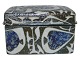 Antik K 
presents: 
Royal 
Copenhagen Baca
Lidded square 
box