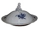 Antik K 
presents: 
Blue 
Flower Curved 
Extra large 
and rare lidded 
bowl with 
figurine on top 
from 1790-1820