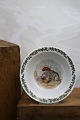 Small bowl from Royal Copenhagen with Christmas motif of a gnome and a cat... Small bowl from Royal Copenhagen with Christmas motif of a gnome and a cat...